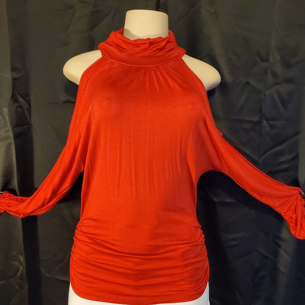 Cold shoulder top
